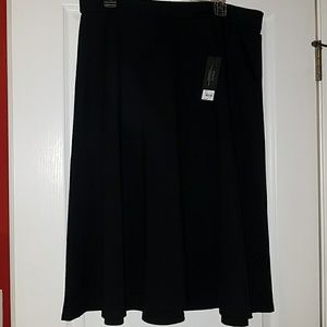 NWT Lane Bryant Ponte Skirt